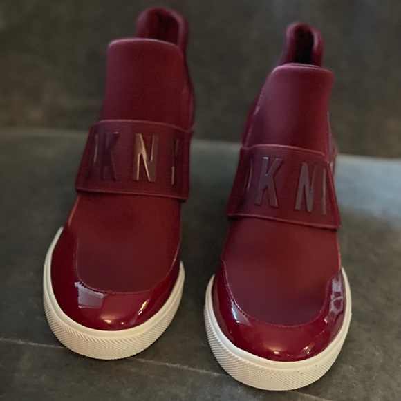 DKNY red shoes - Picture 2 of 2